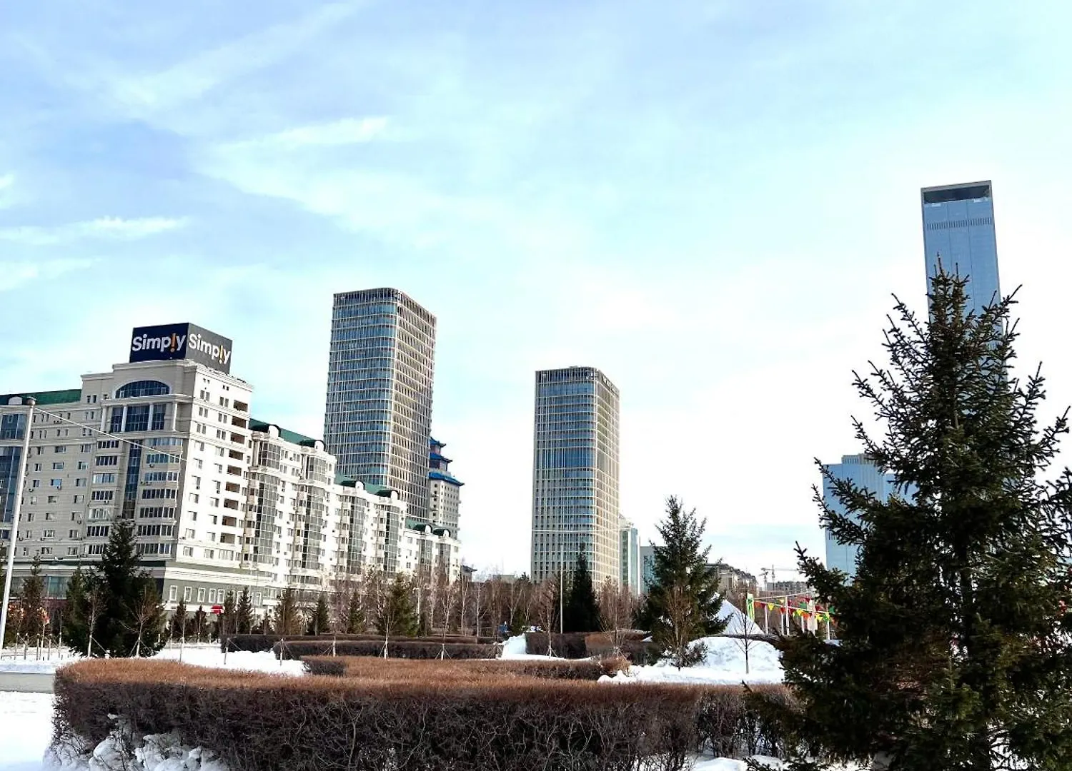 458 Теплая И Уютная Квартира Возле Байтерека С 2 Большими Кроватями Nur-Sultan  Kazakhstan